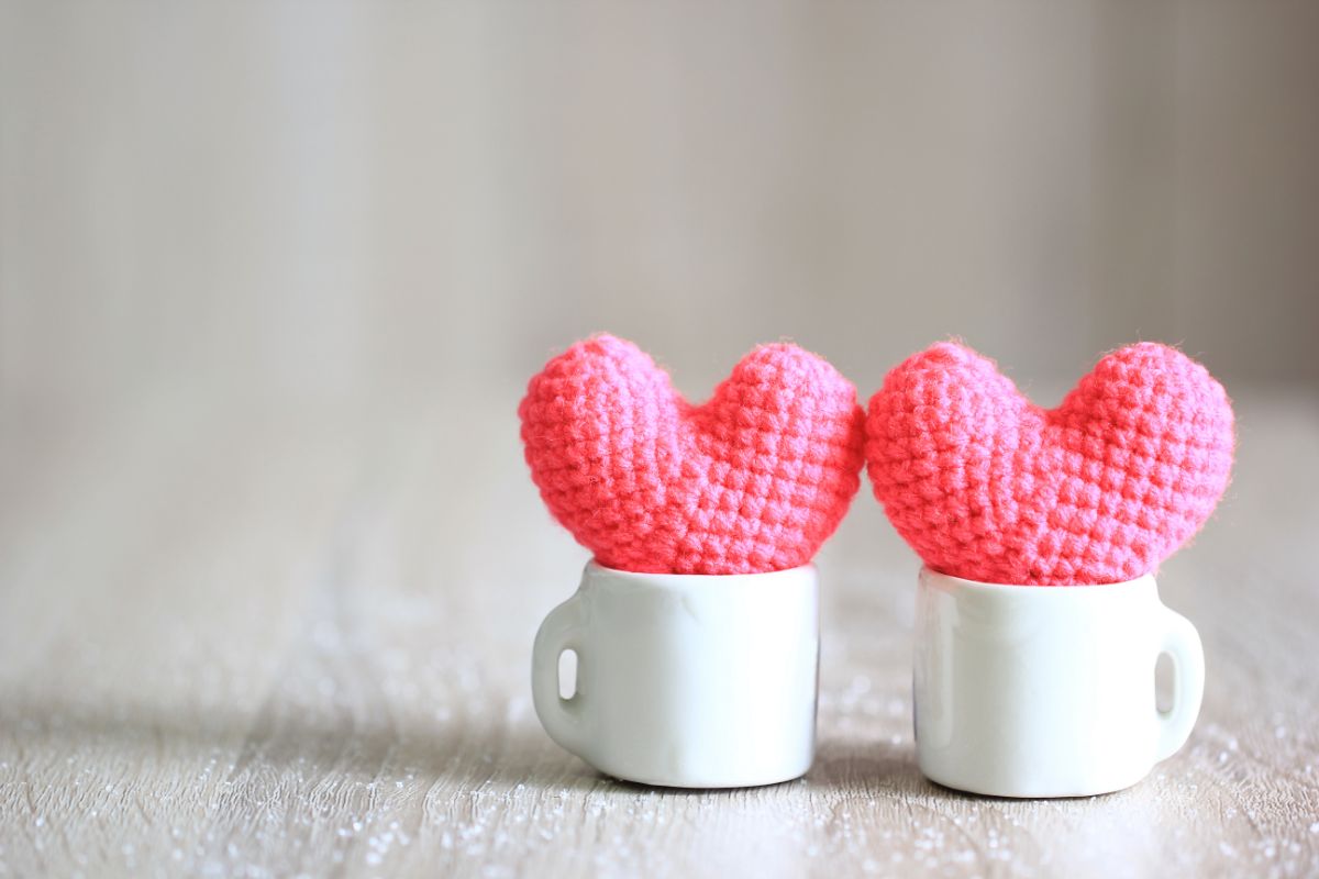 How To Crochet A Heart (US And UK Terms)