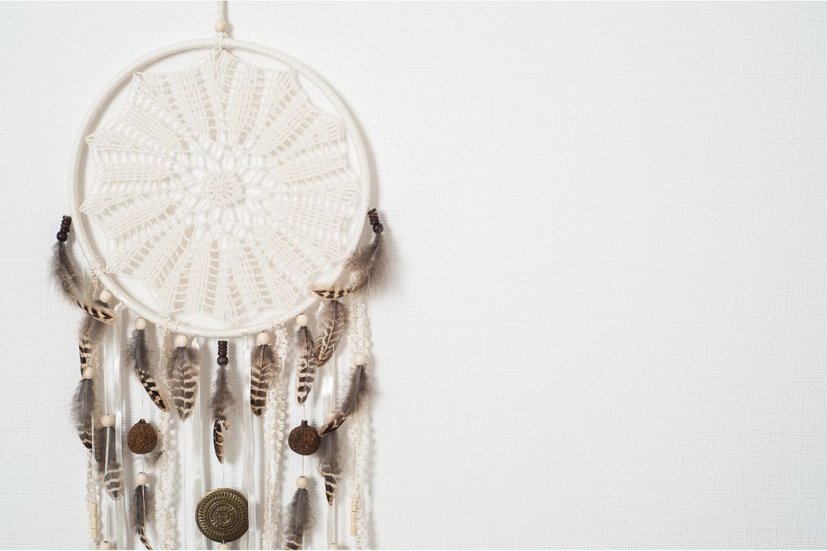 Make Your Own DIY Dream Catcher