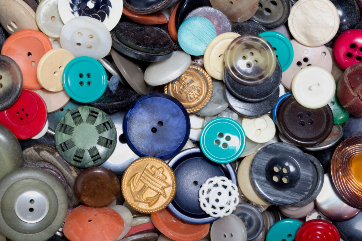 How To Make Bottle Cap Buttons?