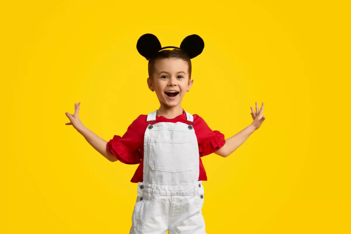 Easy DIY Light Up Minnie Mouse Ears - A Step-By-Step Guide